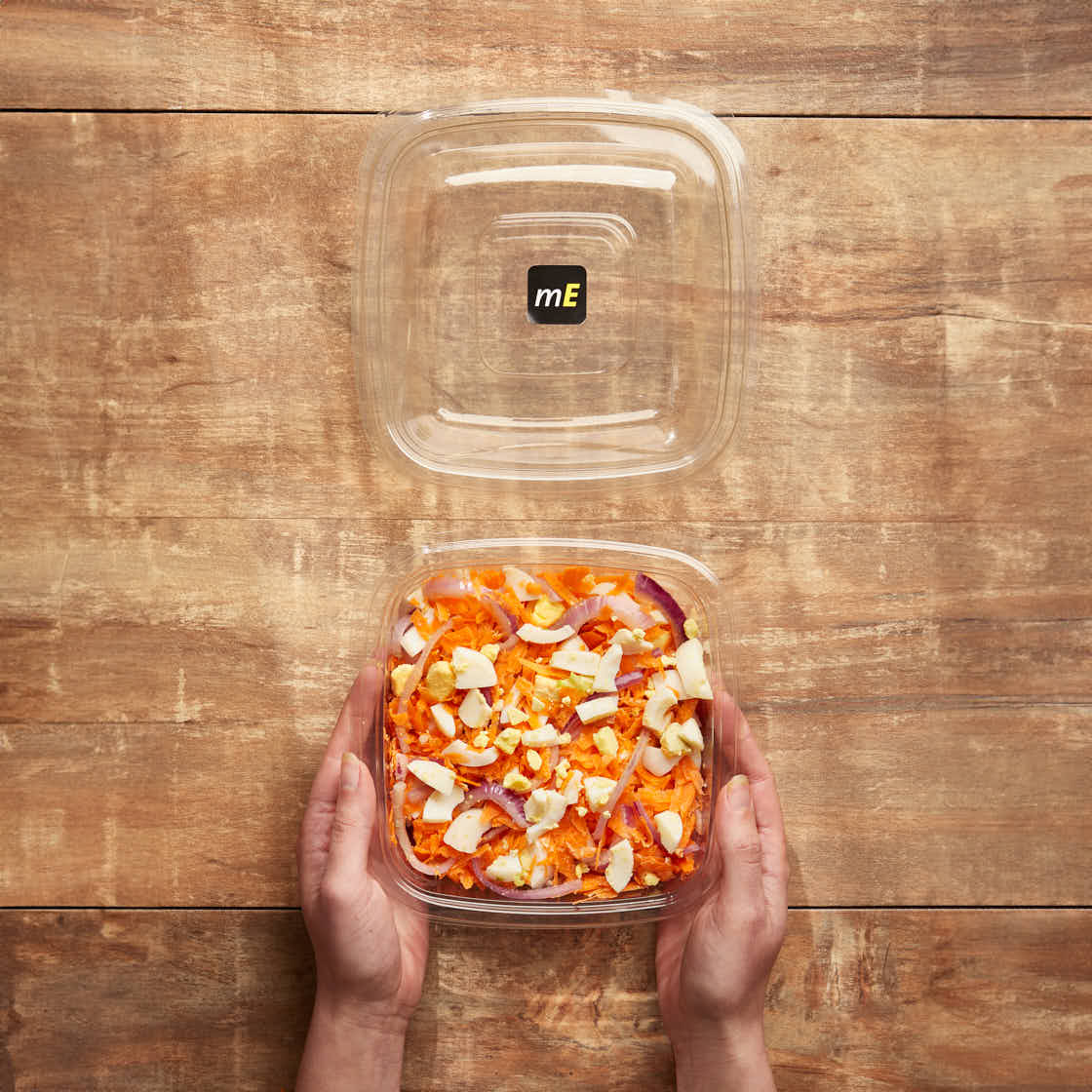 ENSALADERA CUADRADA BANDEX PET (750CC) (105444B) (16*16*5.5CM) *50UNID