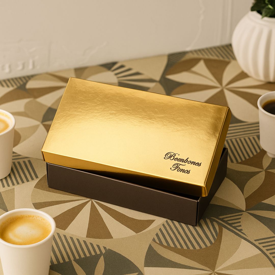 CAJA BOMBONES FINOS DORADA CON TAPA DORADA 1/4KG (8*15*3CM) *UNID