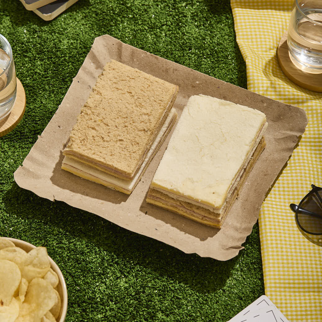 BANDEJA CARTON RECTANGULAR GRIS Nº4 (20*24CM) *100UNID