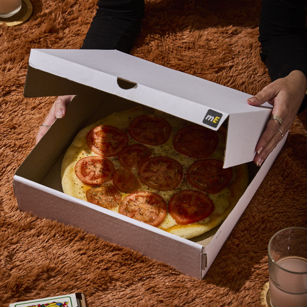 mEP CAJA PIZZA CARTON MICRO BLANCO/MARRON PERSONALIZADO DOBLE (31.5*32*8CM) X UNIDAD