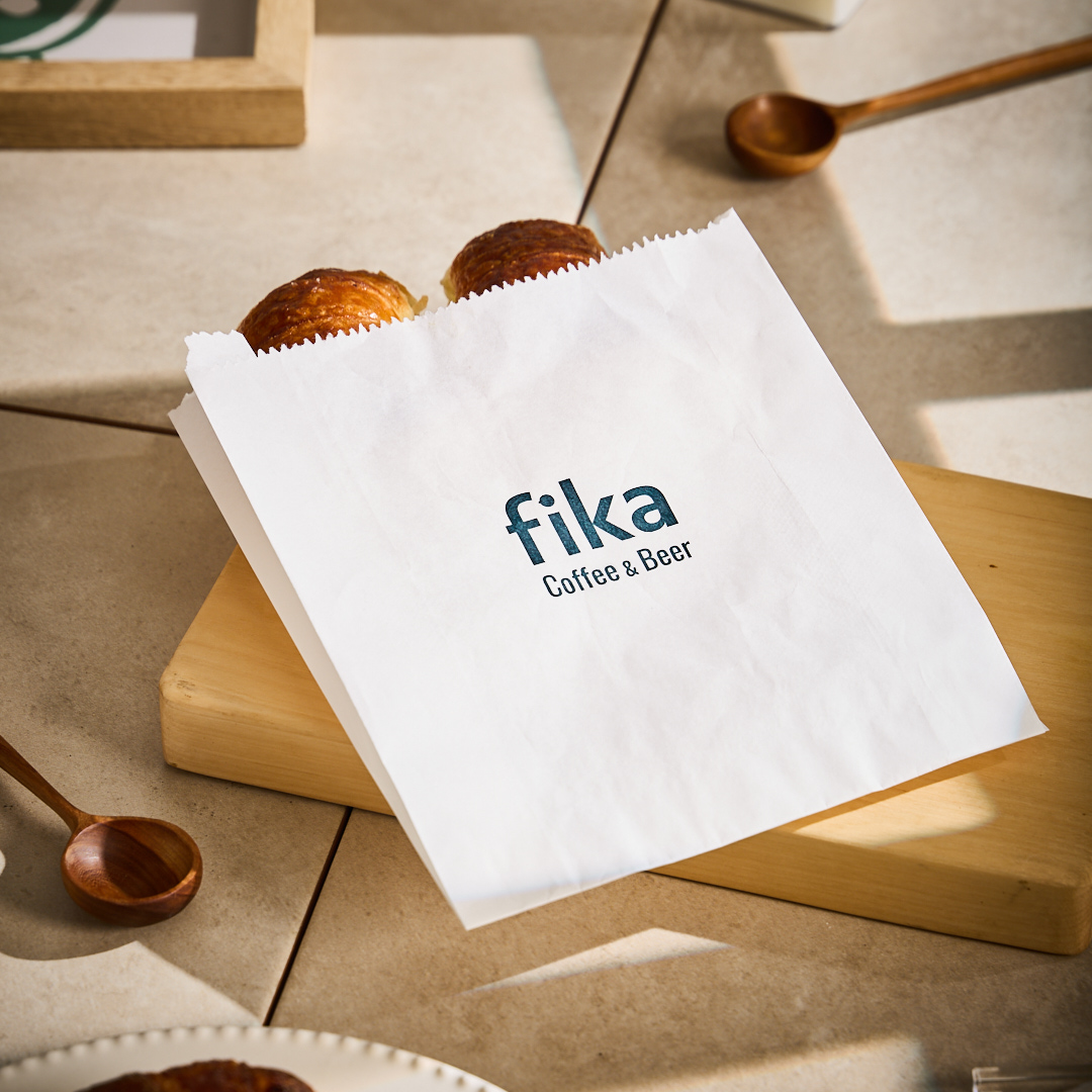 mEP BOLSA PAPEL FACTURAS BLANCA PERSONALIZADA MEDIALUNAS (15*5*17CM) ANTIGRASA X UNIDAD