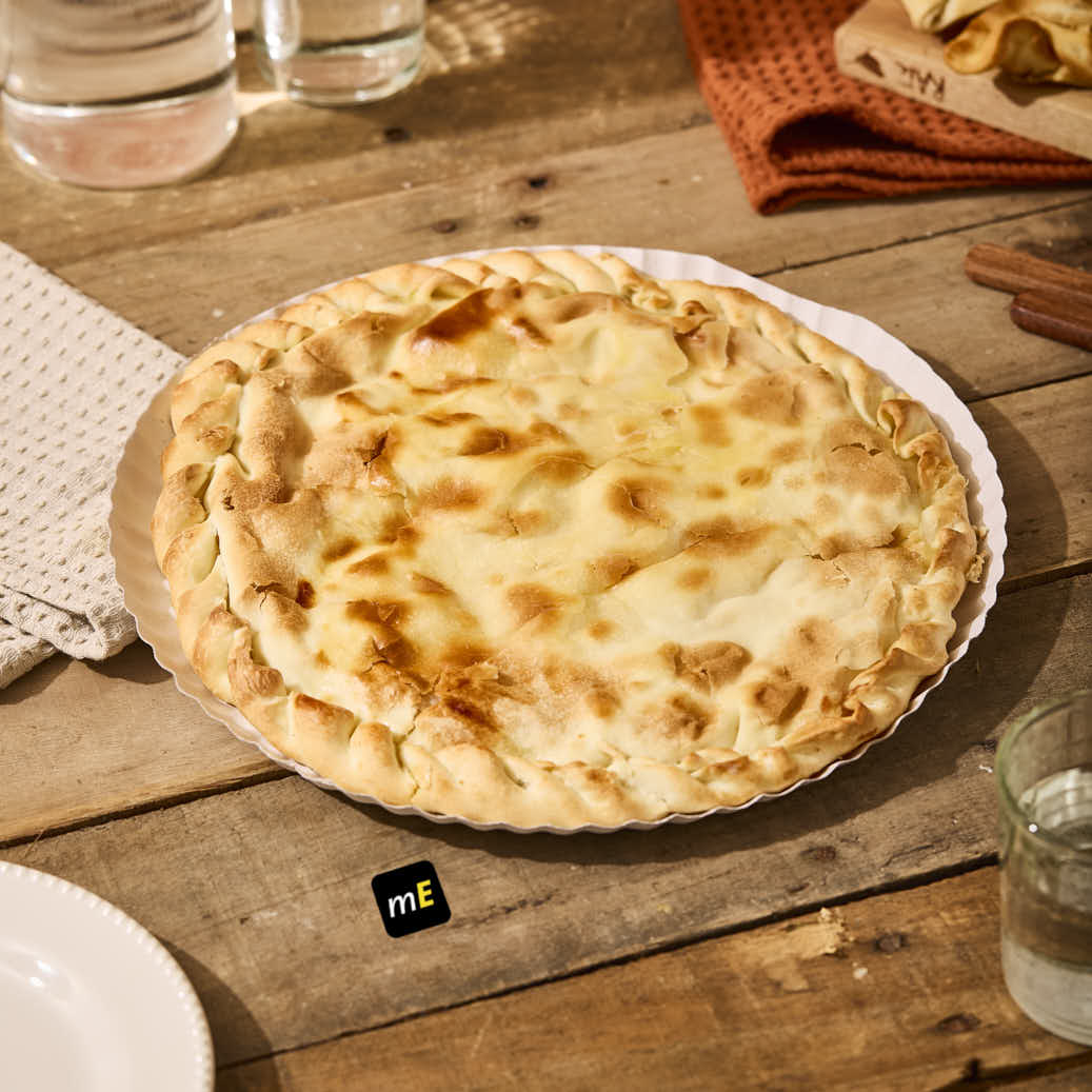 BANDEJA CARTON REDONDA BLANCA LINEA ROJA Nº15 (31CM) *100UNID