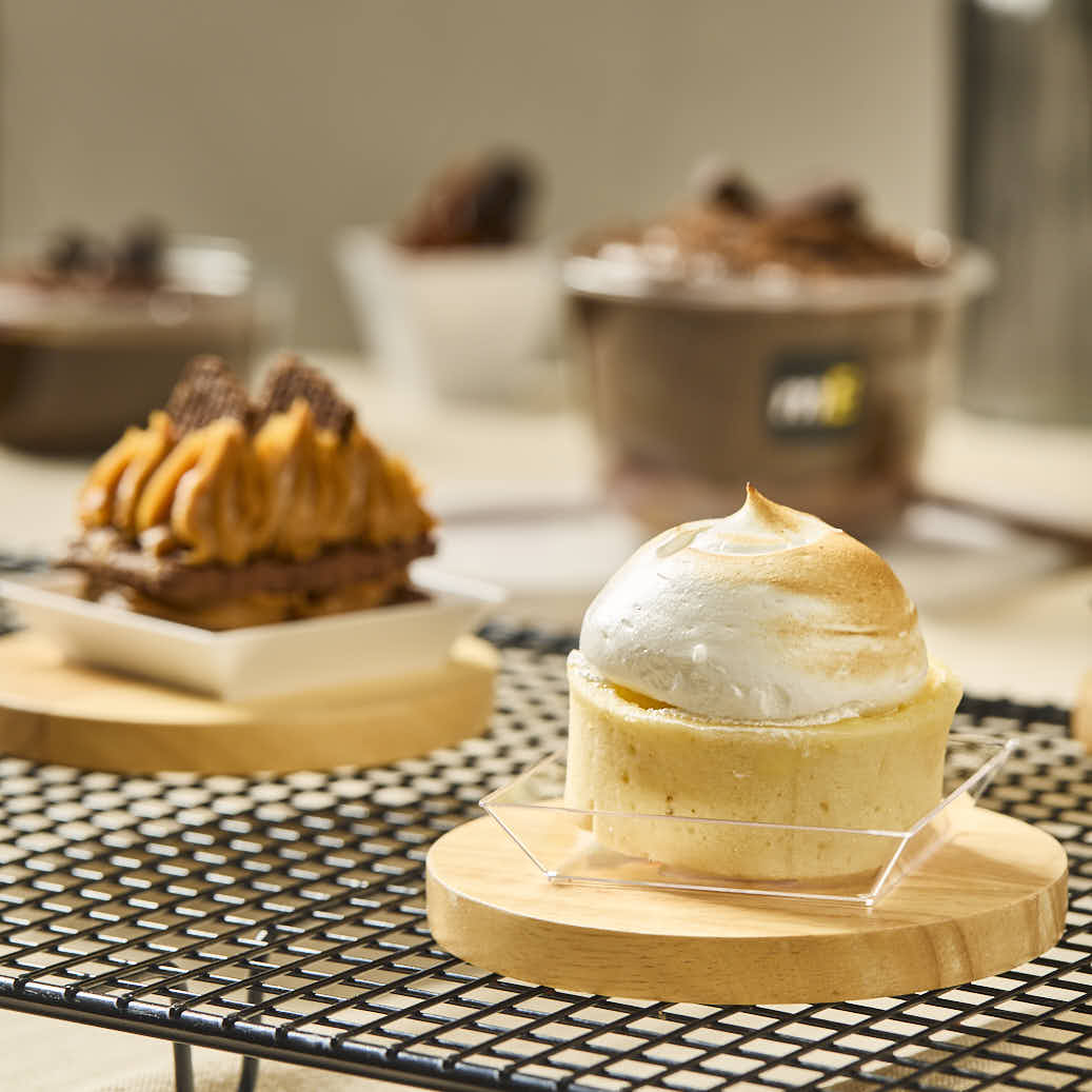 PLATO PETITE CUADRADO PLASTICO CRISTAL (6*6*1CM) BLISTER *24UNID.