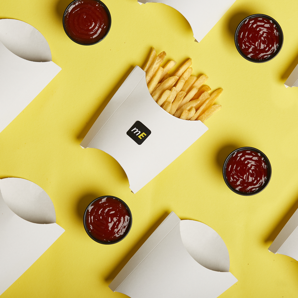 CAJA DELIVERY BIOHZ PAPAS FRITAS SOBRE BLANCO GRANDE (15.5*9.5*5.5CM) *450UNID