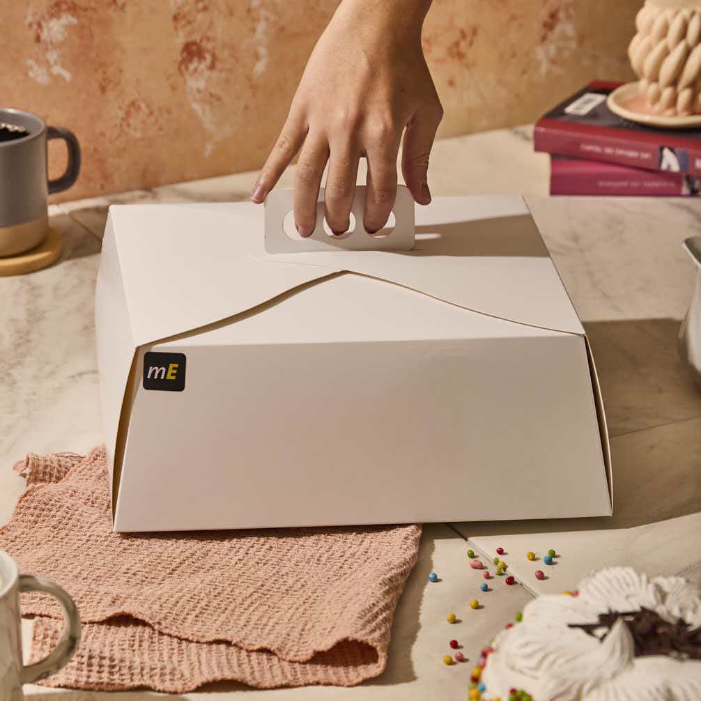 ESTUCHE TORTA CARTULINA BLANCA (28*28*8.5CM - 350GRS) FERNANDEZ *10UNID