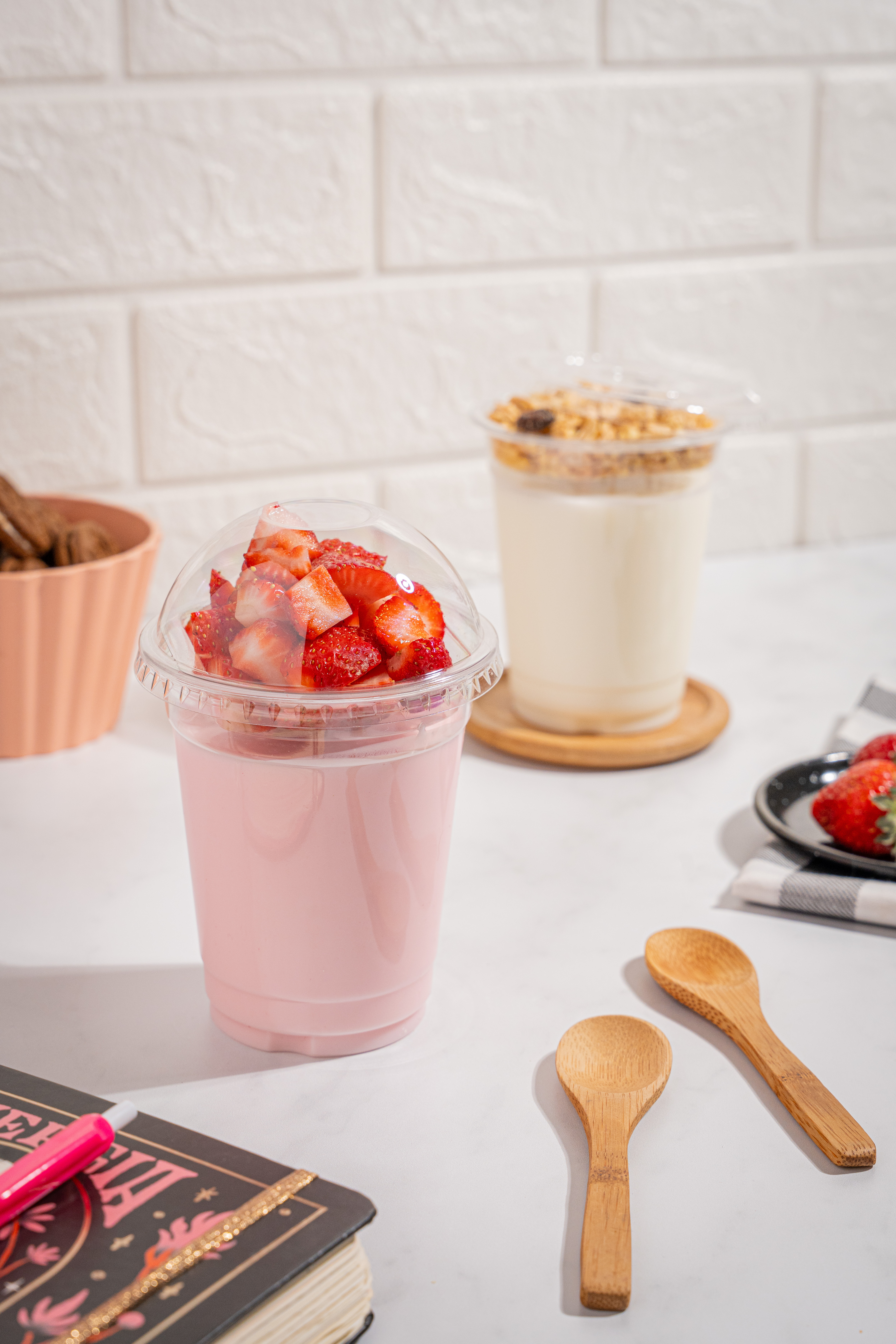TAPA VASO PLASTICO FRAPPE PET MULTI (DOMO CERRADA) PARA 12/14/16OZ *100UNID