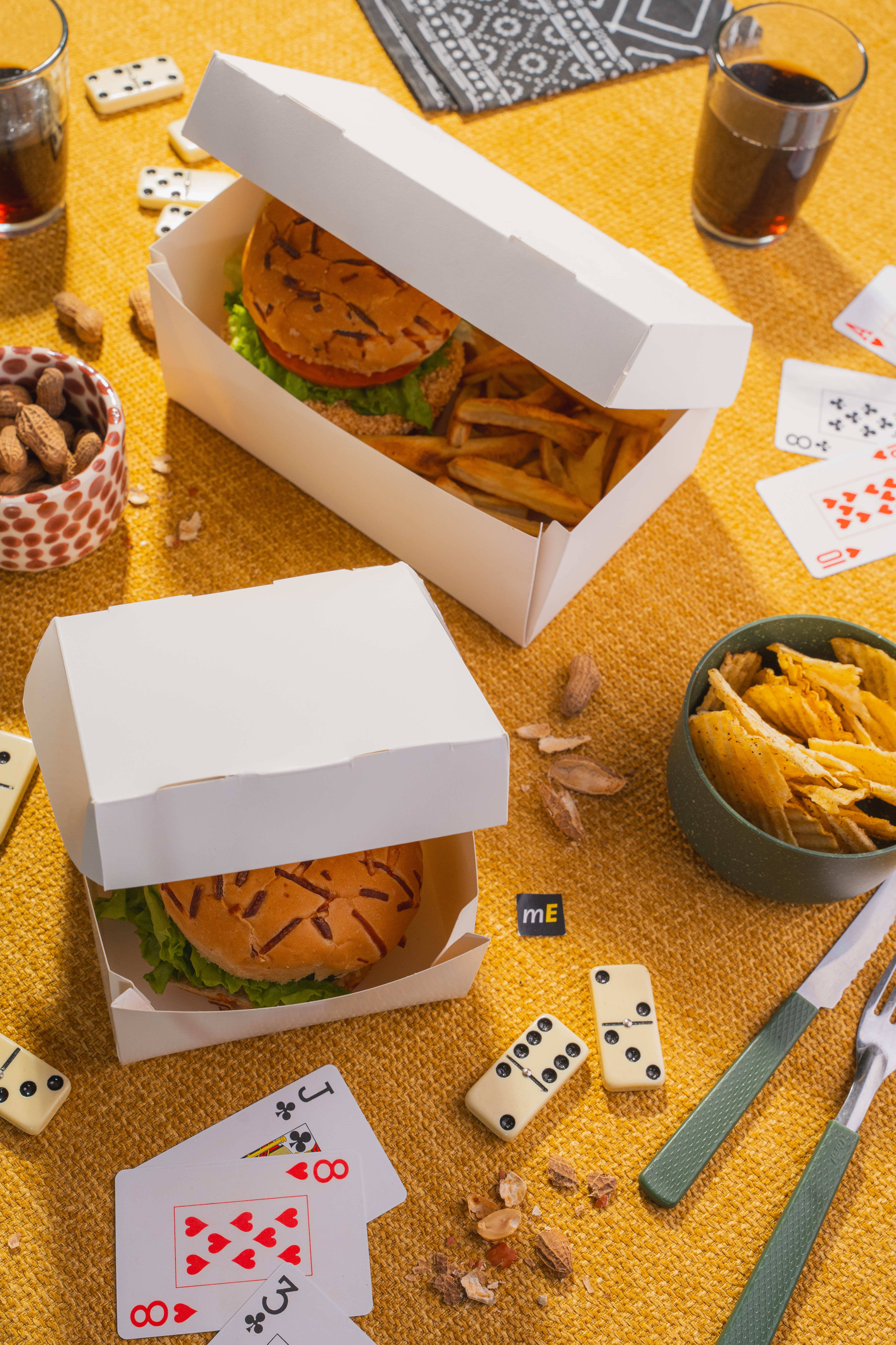 CAJA HAMBURGUESA SUPER CART. BLANCA (13*13*9CM - PLEGABLE) *50UNID